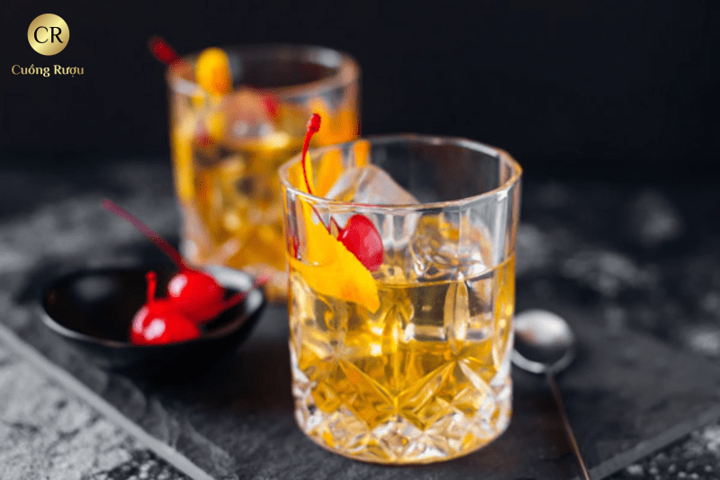 Top 10 Ly Chivas Chuẩn Dành Cho Người Sành Rượu Whisky 14 ly uống rượu mạnh