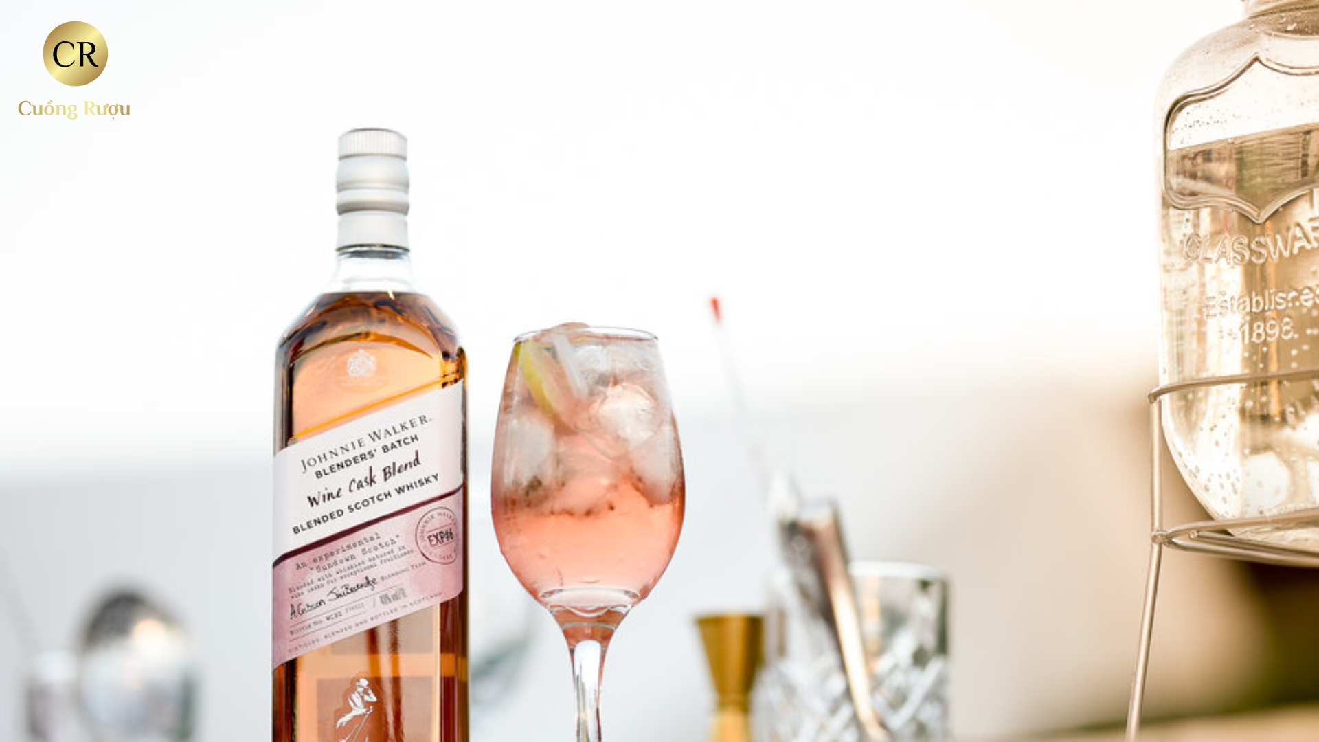Rượu Johnnie Walker Wine Cask Blend 7 giá rượu wine cask blend