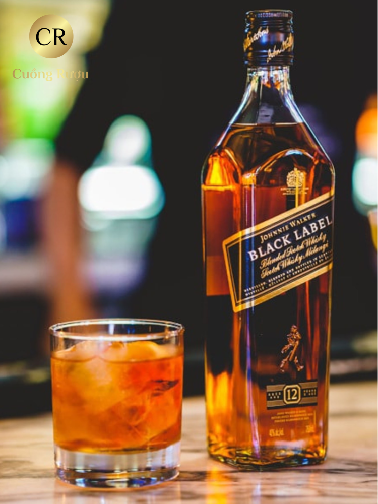Rượu Johnnie Walker Black Label 4.5L 9 rượu johnnie walker red label 4 5l