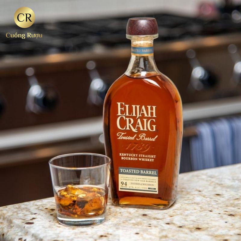 Elijah Craig Toasted Barrel 6 Elijah Craig Toasted Barrel