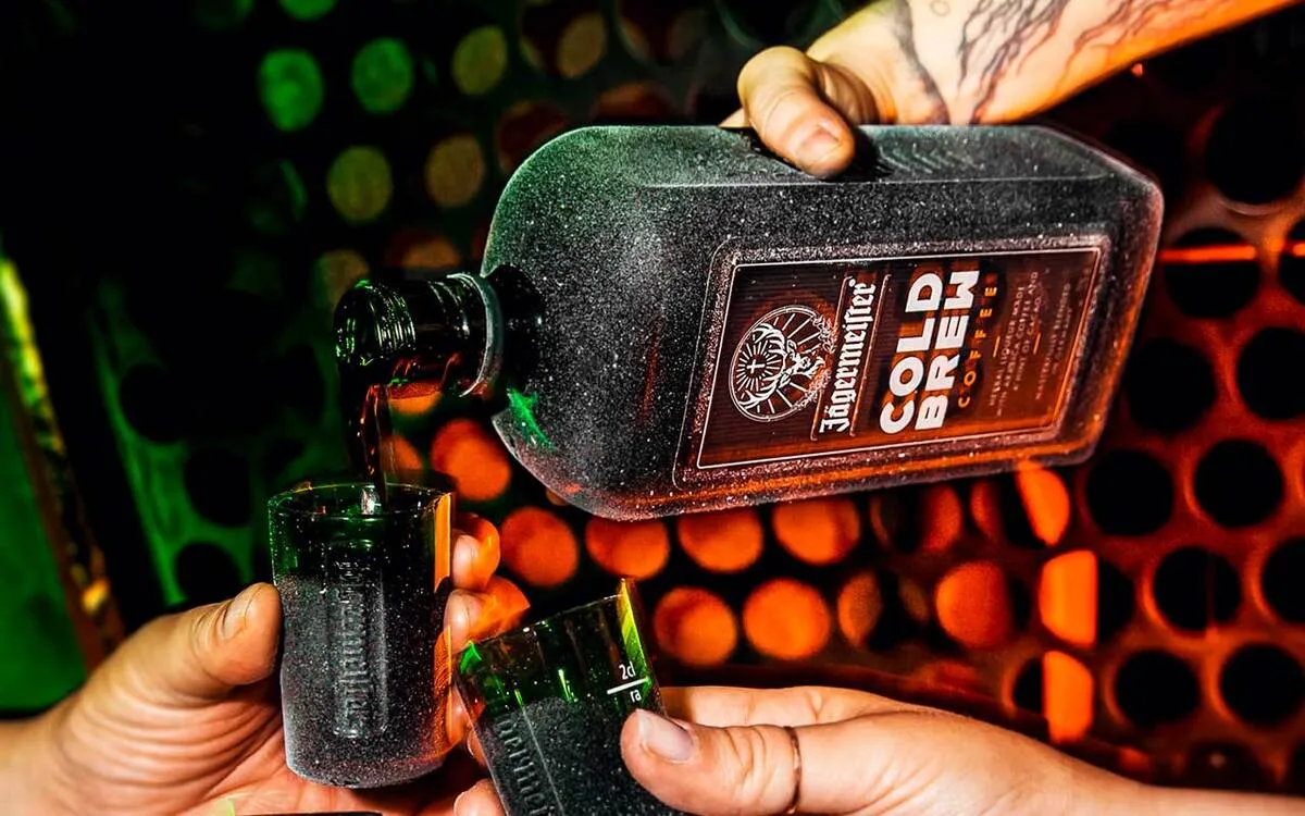 So sánh 9 loại rượu Jagermeister được ưa chuộng trên thế giới 11 Jägermeister Cold Brew Coffee